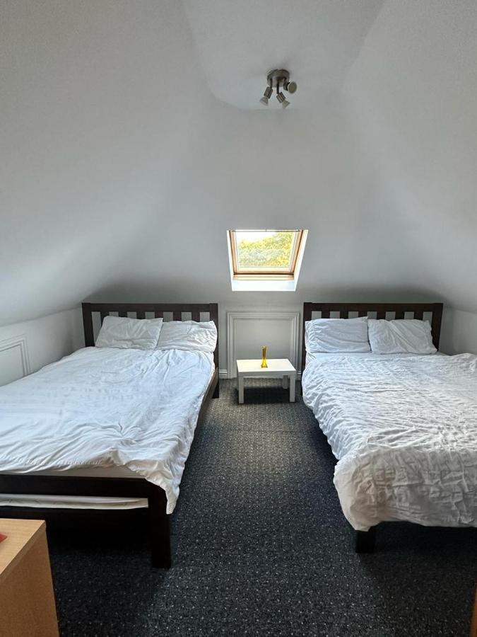 Sultania Motel And Catering Hedgerley Eksteriør bilde